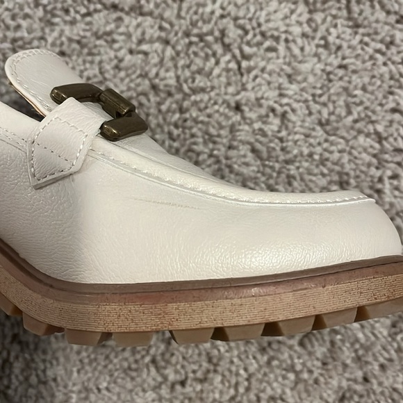 ZODIAC Gemma Loafer Size 9‎ like new!! - Picture 10 of 10